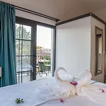 Juliet 酒店 *