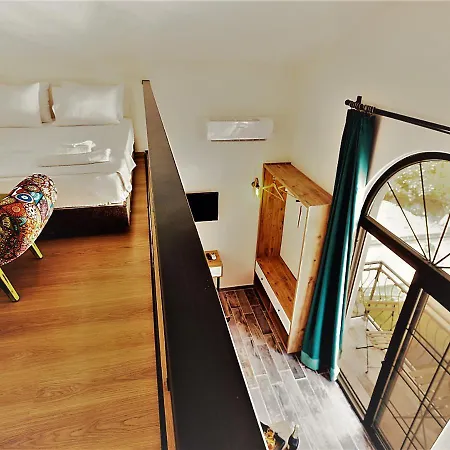 Julıet Alaçati Alaçatı